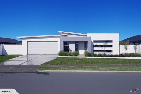 Photo of property in 10 Sarcodia Place, Papamoa Beach, Papamoa, 3118