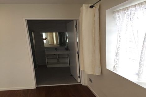 Photo of property in 27 Tonkin Drive, Sunnynook, Auckland, 0620