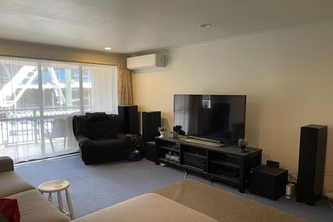 Photo of property in 29 Ballantrae Place, Thorndon, Wellington, 6011