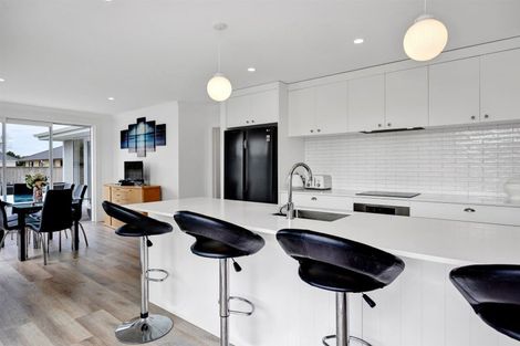 Photo of property in 53 Maire Street, Inglewood, 4330