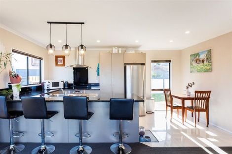 Photo of property in 12 Lydia Place, Kelvin Grove, Palmerston North, 4414