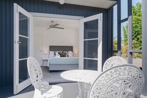 Photo of property in 1/11 Garmons Way, Castor Bay, Auckland, 0620