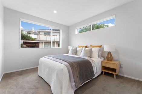 Photo of property in 6c Seaview Road, Milford, Auckland, 0620