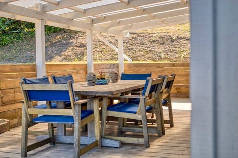 Photo of property in 71 Te Akau Drive, Russell, 0272