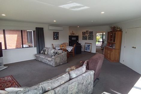 Photo of property in 10 Moreland Avenue, Pukete, Hamilton, 3200