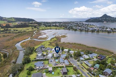 Photo of property in 120 Pepe Road, Tairua, 3508