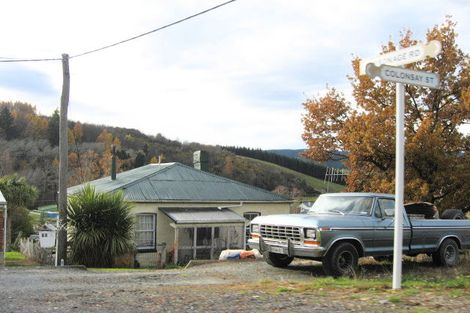 Photo of property in 35 Colonsay Street, Lawrence, 9532