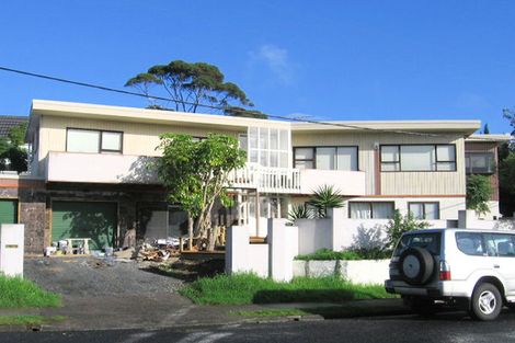 Photo of property in 2/49 Galaxy Drive, Mairangi Bay, Auckland, 0630