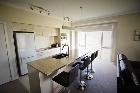 Photo of property in 102 Landmark Terrace, Orewa, 0931