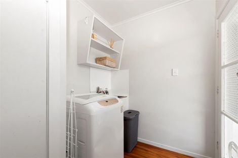 Photo of property in 87 Kawaha Point Road, Kawaha Point, Rotorua, 3010