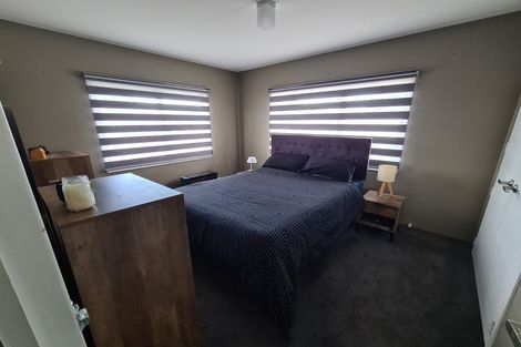 Photo of property in 2/21 Southview Place, Wattle Downs, Auckland, 2102