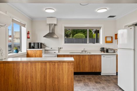 Photo of property in 5 Mccracken Street, Caversham, Dunedin, 9011