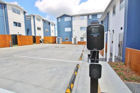 Photo of property in 6/42 Kaikoura Street, Henderson, Auckland, 0612