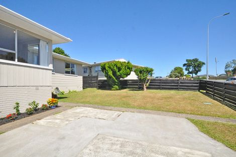 Photo of property in 152 Mahia Road, Wattle Downs, Auckland, 2103