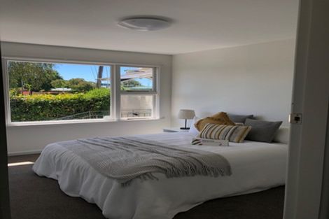 Photo of property in 53 Greendale Avenue, Avonhead, Christchurch, 8042