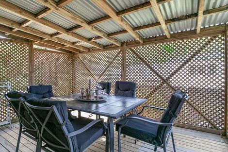 Photo of property in 382 Kimberley Road, Levin, 5571
