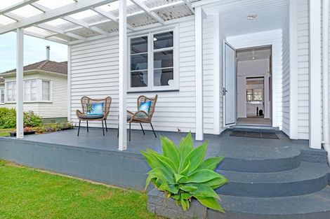 Photo of property in 177 Roebuck Road, Gisborne, 4010