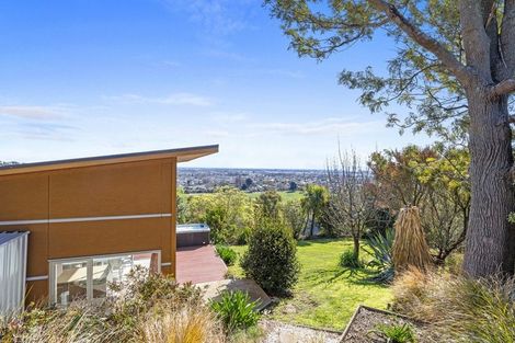 Photo of property in 18 Montgomery Terrace, Hillsborough, Christchurch, 8022