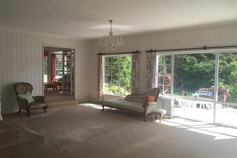 Photo of property in 116 Chelsea View Drive, Chatswood, Auckland, 0626