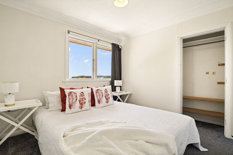 Photo of property in 32 Hocken Street, Kenmure, Dunedin, 9011