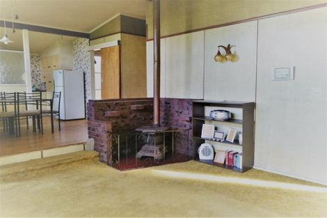 Photo of property in 3 Mckenzie Road, Mangere Bridge, Auckland, 2022