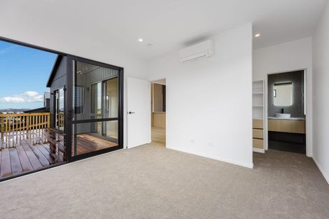 Photo of property in 24 Kikorangi Drive, Wainui, 0992