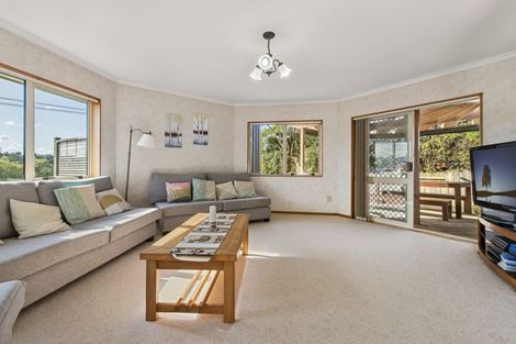 Photo of property in 17 Pampas Grove, Welcome Bay, Tauranga, 3112