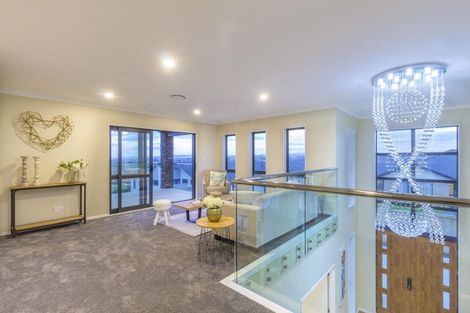 Photo of property in 8 Judith Anne Drive, Pukekohe, 2120