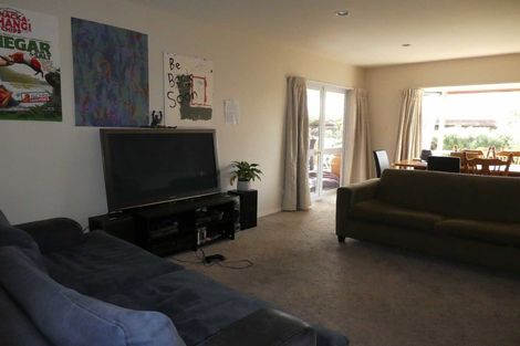 Photo of property in 87 Peer Street, Ilam, Christchurch, 8041