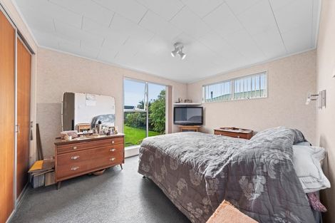 Photo of property in 14a Truby King Street, Merrilands, New Plymouth, 4312