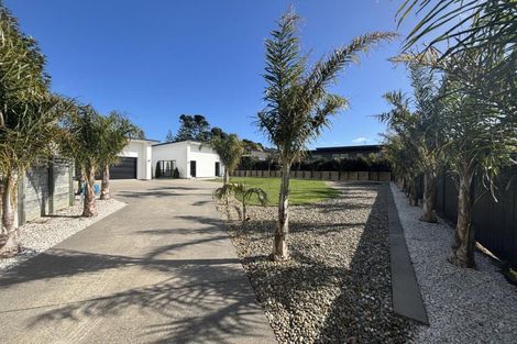Photo of property in 9 Cooke Farm Grove, Waiwhakaiho, New Plymouth, 4312