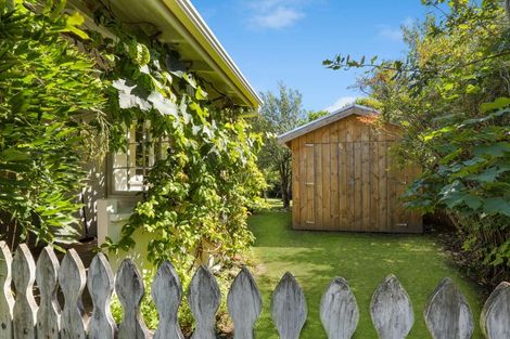 Photo of property in 14 Grey Street, Marton, 4710