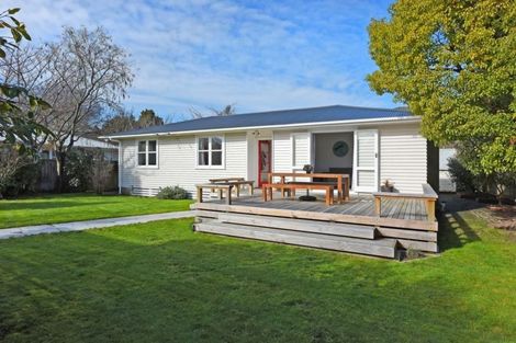 Photo of property in 43a Seddon Street, Wallaceville, Upper Hutt, 5018