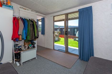 Photo of property in 105 Titiro Place, Onemana, Whangamata, 3691