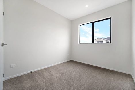 Photo of property in 20 Ihi Place, Karaka, 2578
