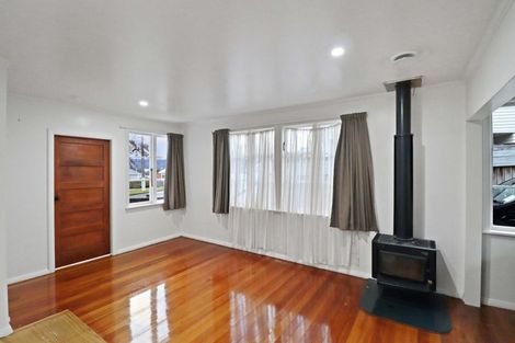 Photo of property in 11 Toomath Street, Naenae, Lower Hutt, 5011