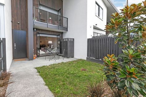 Photo of property in 33 Rangihina Road, Hobsonville, Auckland, 0616