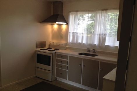 Photo of property in 2/10 Mahon Place, Papatoetoe, Auckland, 2025