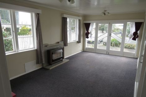 Photo of property in 4 Crewe Street, Pahiatua, 4910