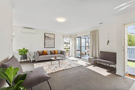 Photo of property in 2/15 Margan Avenue, New Lynn, Auckland, 0600