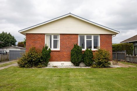 Photo of property in 15 Sword Street, Gore, 9710