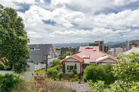 Photo of property in 16 Talavera Terrace, Kelburn, Wellington, 6012