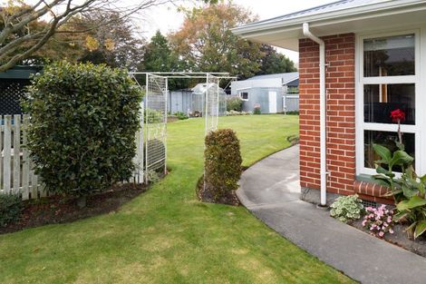 Photo of property in 16 Middle Road, Allenton, Ashburton, 7700