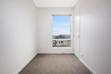 Photo of property in 6/30 Adventure Drive, Whitby, Porirua, 5024