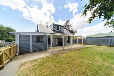 Photo of property in 3 Bull Street, Bulls, 4818