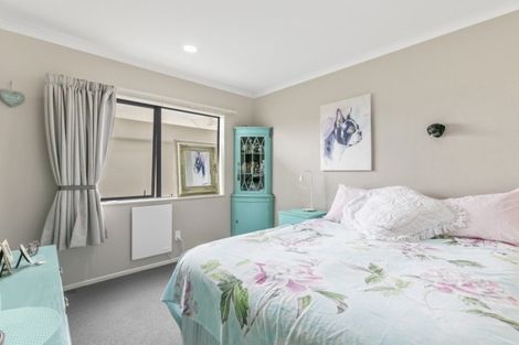 Photo of property in 42 Palazzo Drive, Papamoa Beach, Papamoa, 3118