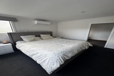 Photo of property in 2/5 Montgomery Street, Stokes Valley, Lower Hutt, 5019