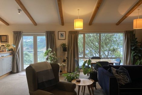 Photo of property in 2 Gowrie Street, Brooklyn, Wellington, 6021