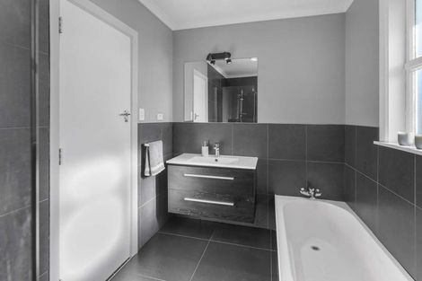 Photo of property in 301 Somme Parade, Aramoho, Whanganui, 4500