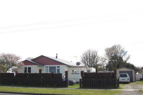 Photo of property in 48 Cloten Road, Stratford, 4332
